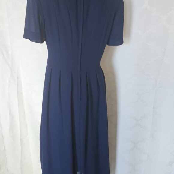 Cynthia Howie - Navy A-Line Dress: Timeless Elegance with Delicate Pleats - Picture 6 of 12